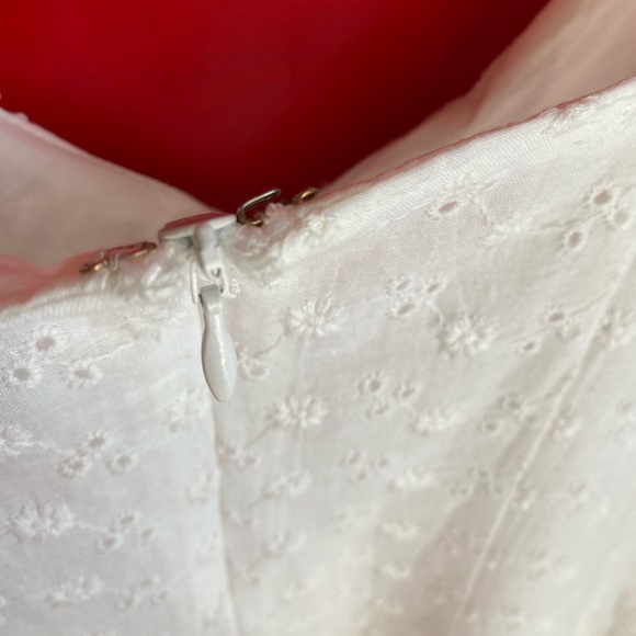 Seven wonders | RUNAWAY the label white eyelet dress - Picture 5 of 7